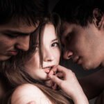 Sitio web Vr Tag Team Porno de trios adolescentes en variadas fantasias
