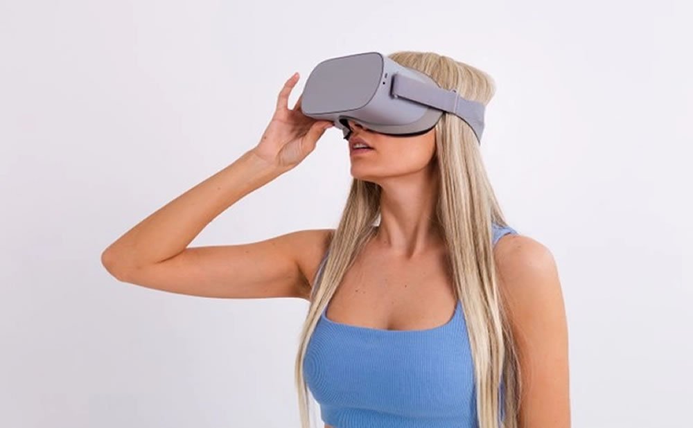 Que tan popular es el PORNO de VR entre las mujeres