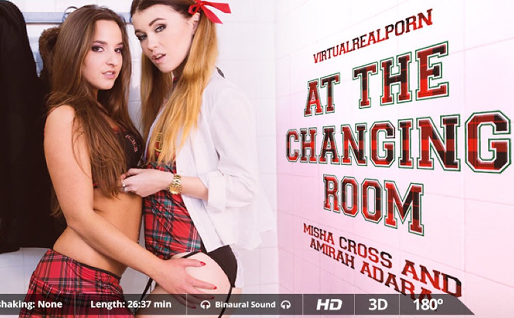 At the changing room con amirah adara y misha cross