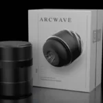 Arcwave voy es un stroker compacto con sistema de ajuste de estanqueidad y se ve como una lente de camara