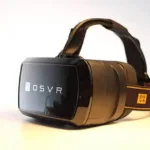 Usar una gafa de realidad virtual durante las relaciones sexuales con su conyuge es una trampa