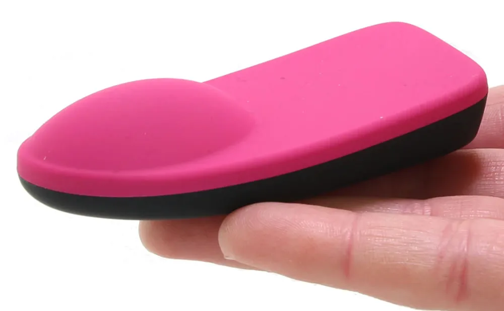 Un intento publico reseña de ohmibod club vibe 3 oh panty vibrator una vibracion de clitoris remota que es el ideal para los amantes del techno