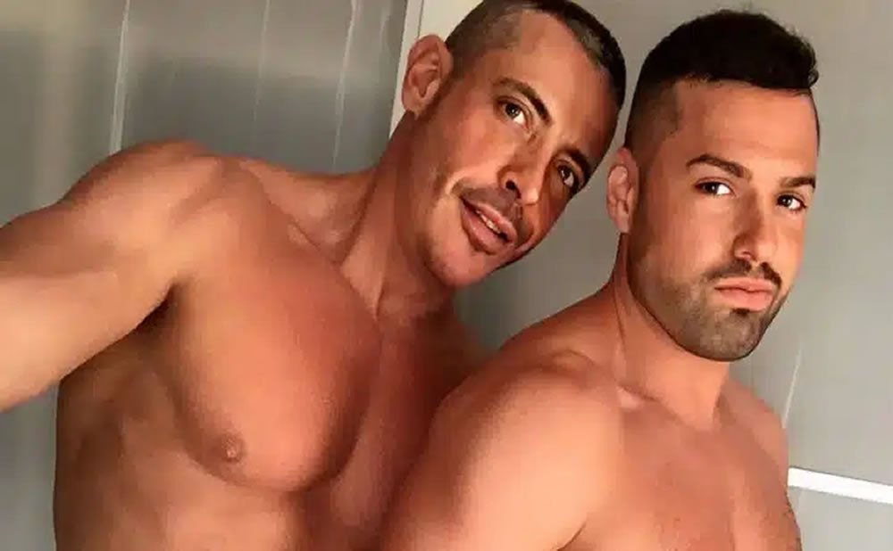 Gabriel luna y marc ferrer las mejores escenas sensuales las mejores peliculas porno gay en realidad virtual junio de 2024